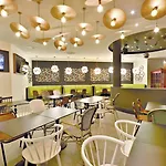 巴塞罗特吉塞海滩酒店 - 仅限成人
