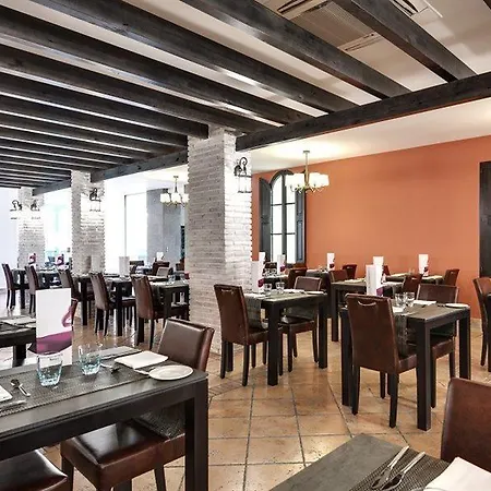 巴塞罗特吉塞海滩酒店 - 仅限成人 酒店 4*